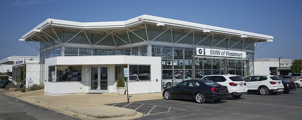 Exterior View of Dealership Serving Naperville