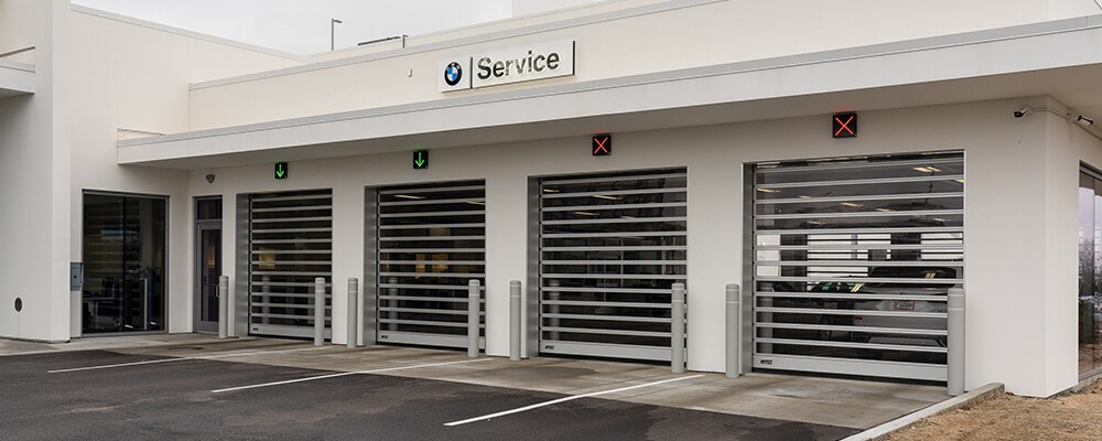 BMW service in Westmont View of BMW service bay and service technicians at Lauren BMW of Westmont