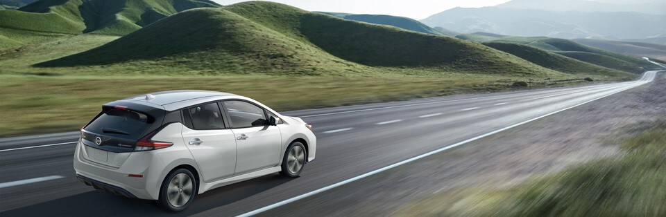 2020-Nissan-LEAF-SLPlus-Hatchback-L02.jpeg