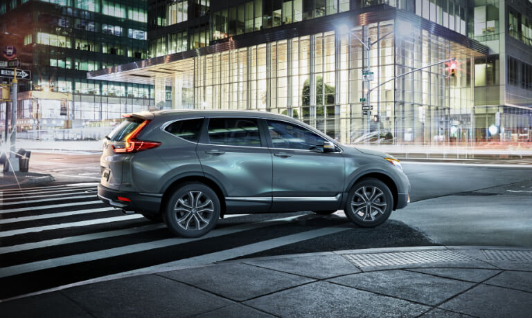 2022 Honda CR-V Exterior turning at an intersection