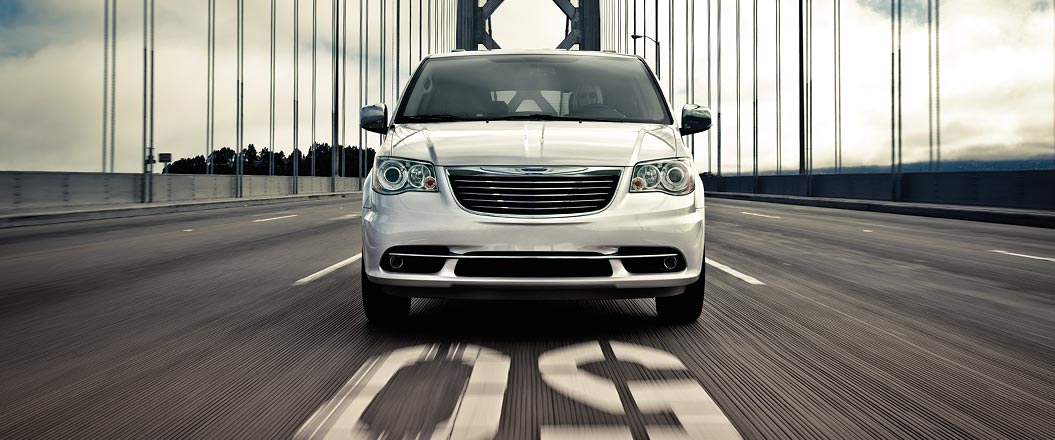 2015 Chrysler Town and Country Exterior Front End 2015 Chrysler Town and Country Exterior Front End