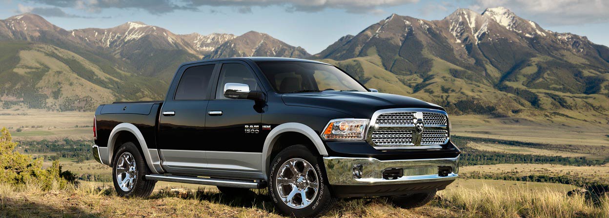 2014 Ram 1500 Exterior Side View.jpg 2014 Ram 1500 Exterior Side View
