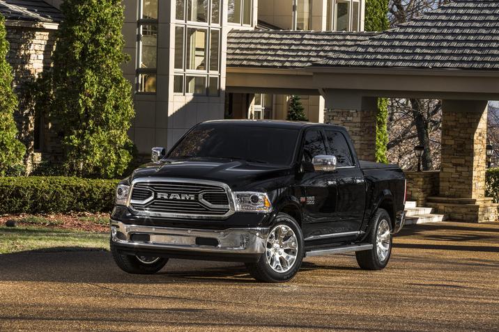 2016 Ram 1500 Exterior Front End