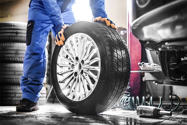 Tire Rotation in Miami, FL