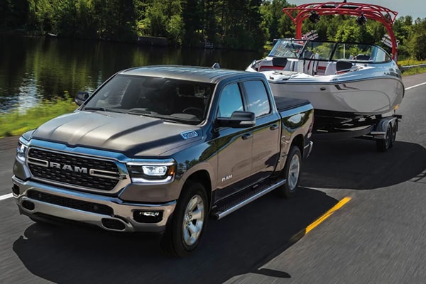 RAM-Commercial-1500-Features-Tow.png