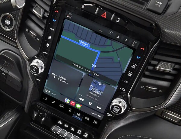 RAM-Commercial-3500-Features-Touchscreen.png