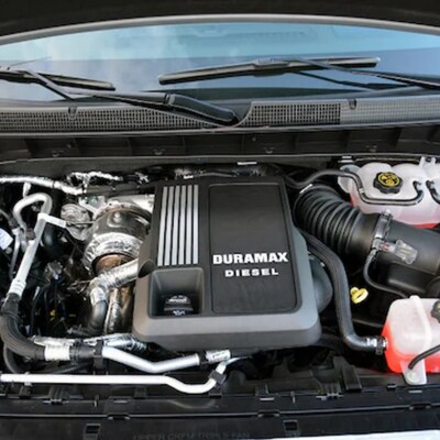 Chevrolet-Silverado-1500-Lubbock-TX-Engine.png