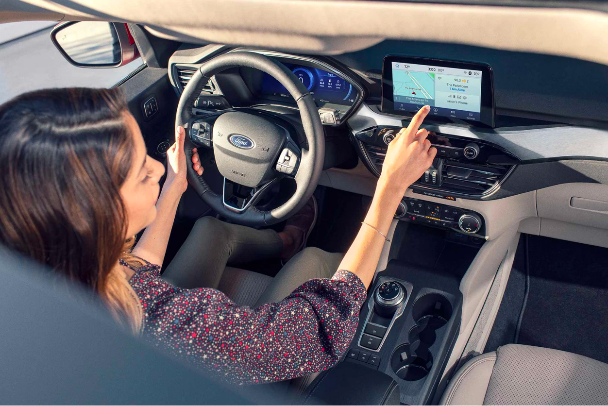 2022 Ford Escape SE Hybrid 2.png