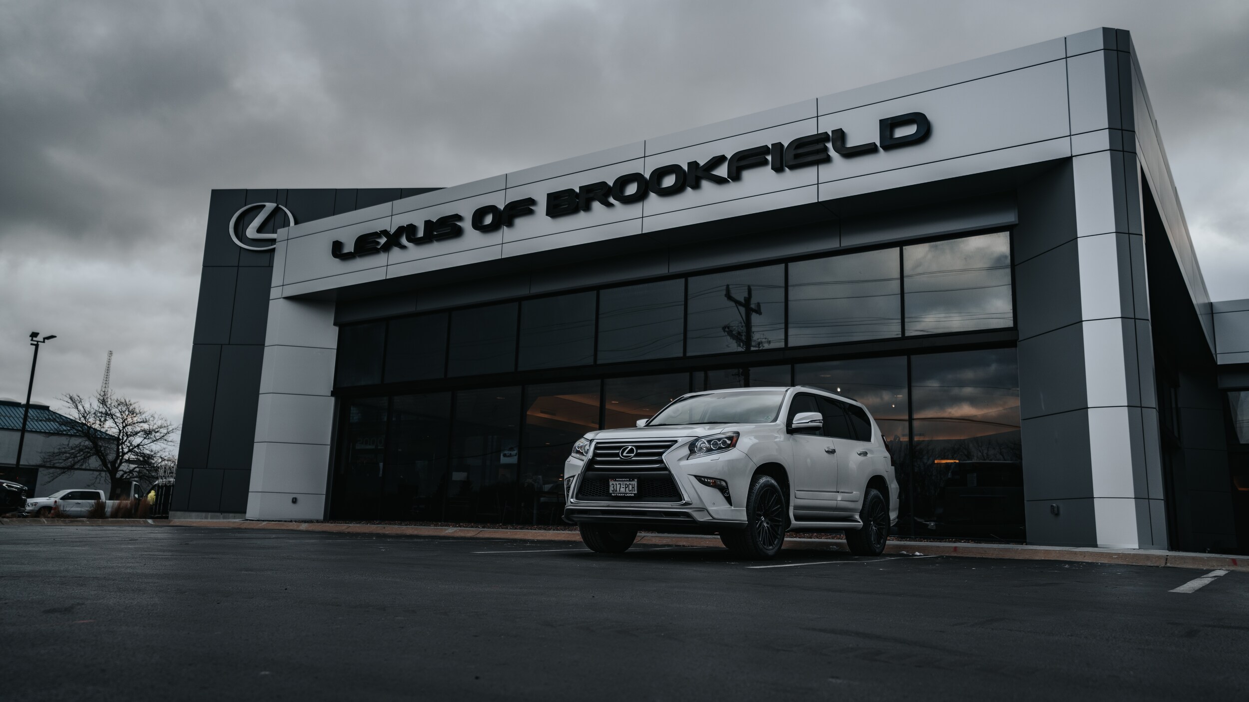Lexus Of Brookfield-5.JPG