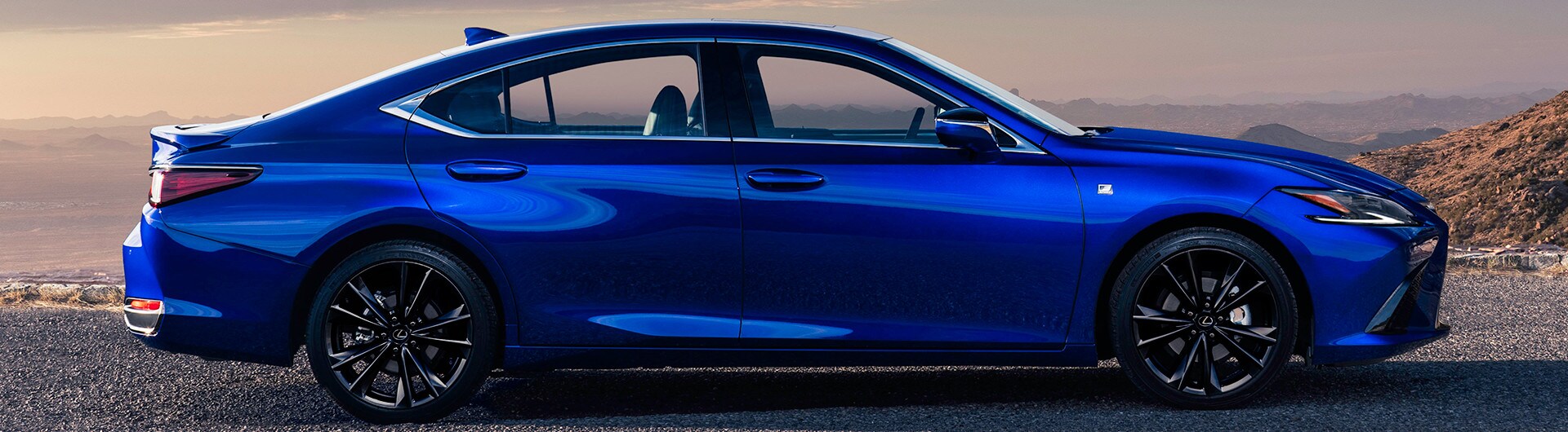 2023 Lexus ES in Vaughan, ON 2023 Lexus ES in Vaughan, ON