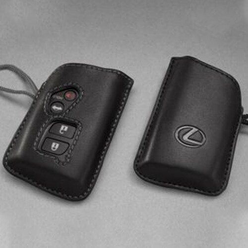 2020-06-lwh-key-glove.jpg