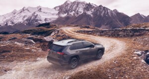 Toyota RAV4 Toyota RAV4 mountain driving