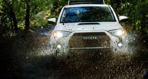 Toyota 4Runner Toyota 4Runner off-road water