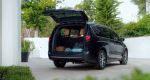 Chrysler Pacifica Chrysler Pacifica cargo space