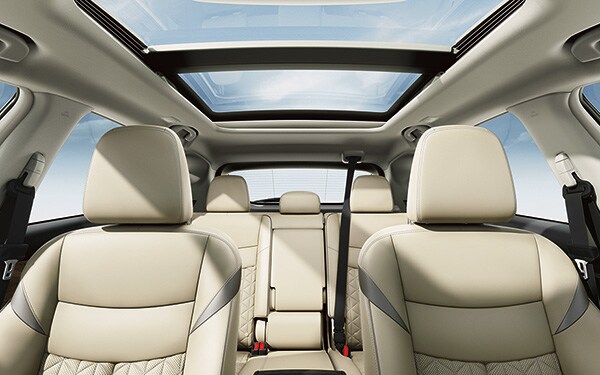 2023 Nissan Murano interior image Premium seating adds to your comfort in the Nissan Murano