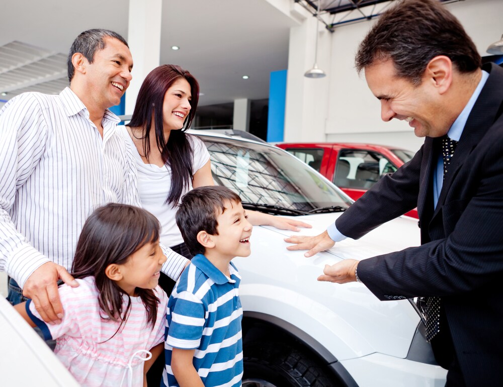 HispanicFamilyDealership2.jpg