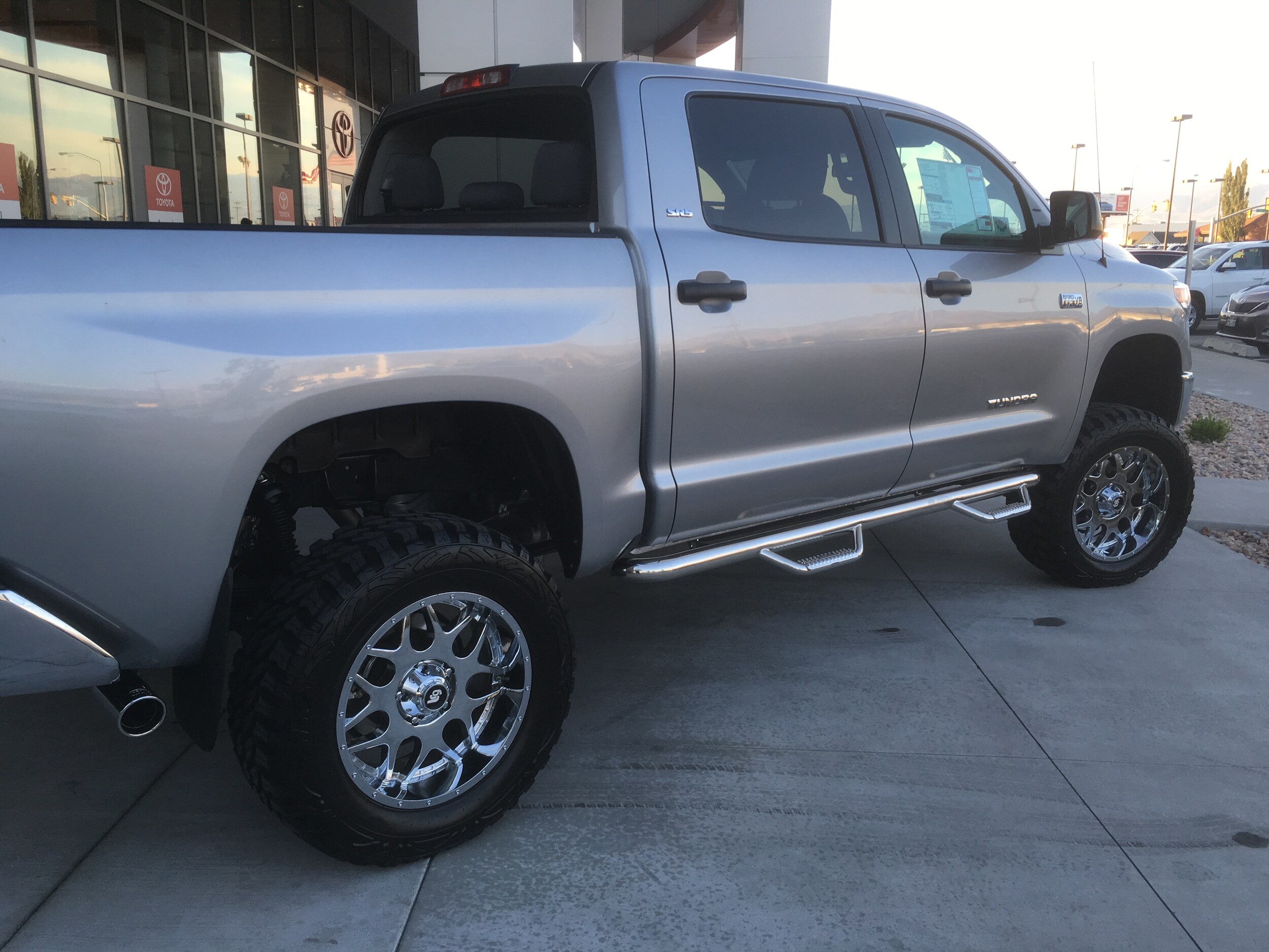 Custom SR5 Tundra