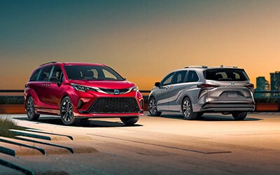 Exterior Sienna Images Exterior Views of the 2022 Toyota Sienna