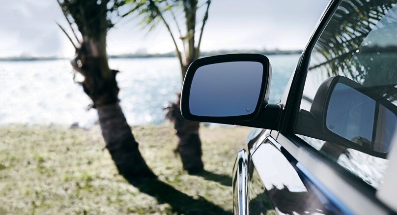 Power Exterior Mirrors on the 2018 Dodge Journey.jpg
