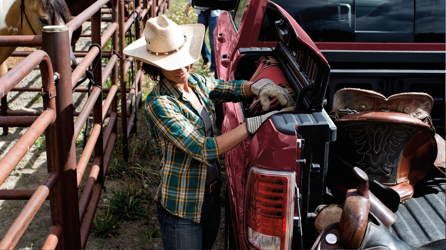 2017_Ram_1500_RamBoxCargoStrorage.jpg.image.1440.jpg