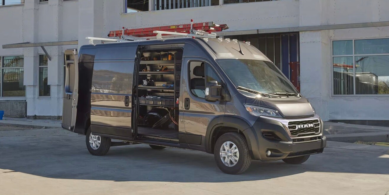 ram%20pro%20master%20van%20for%20commercial%20needs%20find%20at%20liccardi%20cdr.jpg