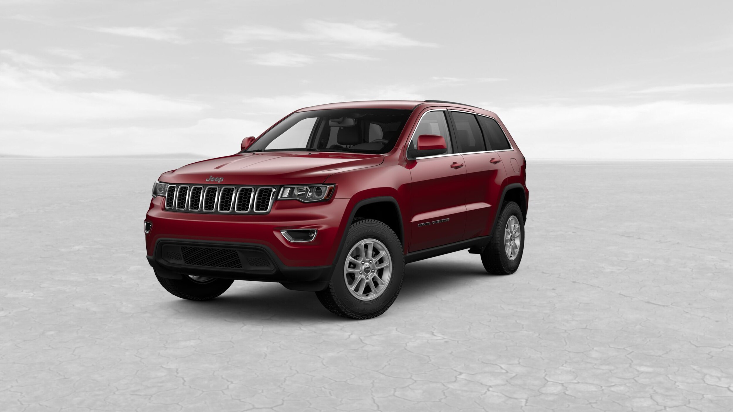 2018_GrandCherokeeLaredo.jpeg