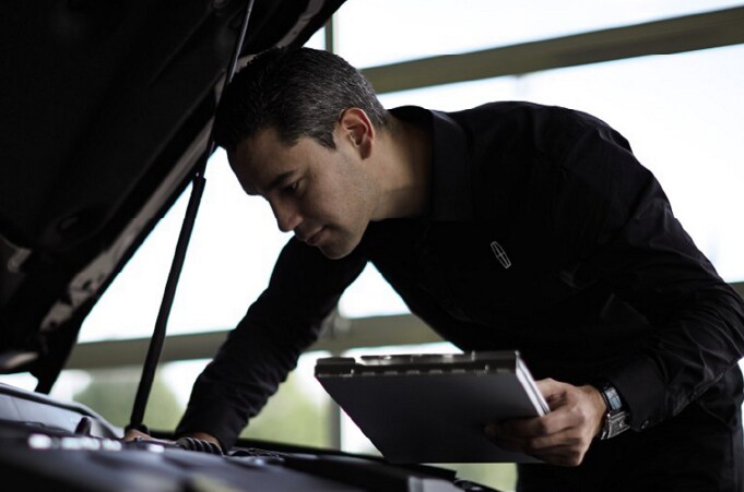 Lincoln maintenance service image shown here