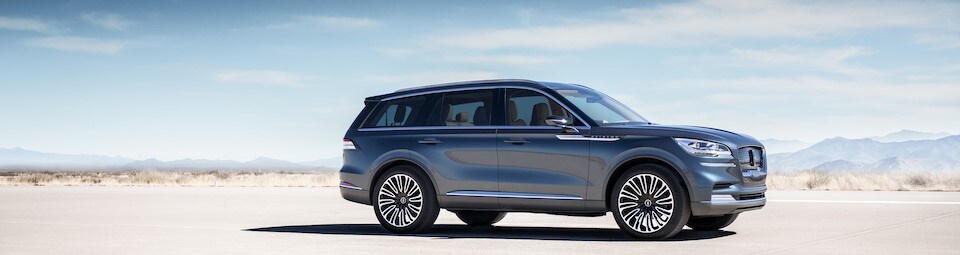2020-Lincoln-Aviator-Reserve-SUV-L01 (1).jpeg