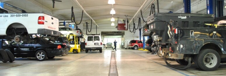Ford Service Shop.JPG