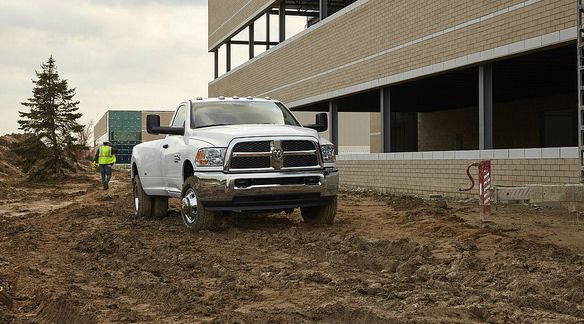 2017-Ram-2500-Body1-compressor.jpg