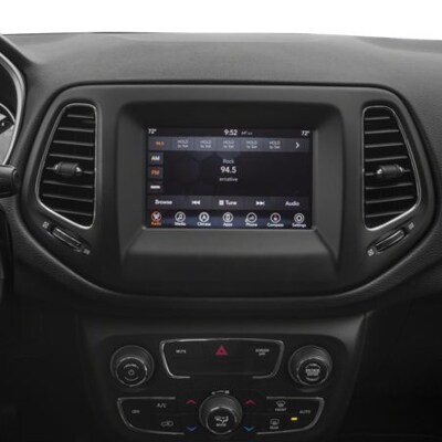 Jeep Compass in Portland, OR Jeep Compass Interior and Exterior Vehicle Features