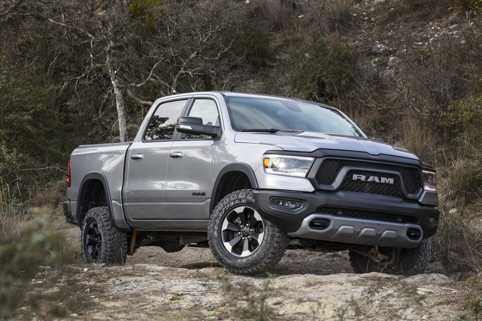 2020-RAM-1500-Rebel-CrewCab-Truck-L01.png silver Ram 1500 Rebel truck profile shot