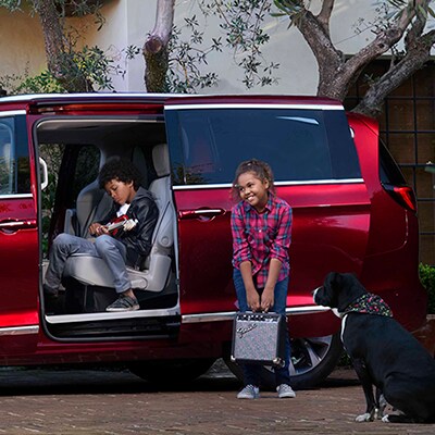 Chrysler Pacifica in Reno, NV Chrysler Pacifica Interior and Exterior Vehicle Features