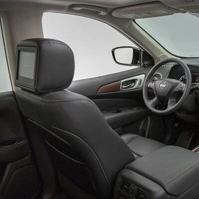Nissan Pathfinder in Clovis, CA