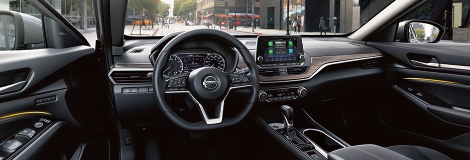 Nissan Altima in Clovis, CA Nissan Altima Interior Vehicle Features