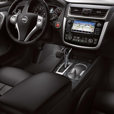 Nissan Altima in Medford, OR Nissan Altima Bose Aduio