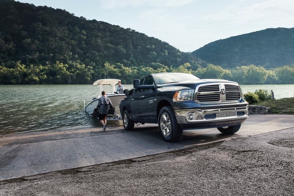 2017-Ram-1500-Bighorn-CrewCab-Truck-L02-min.jpg