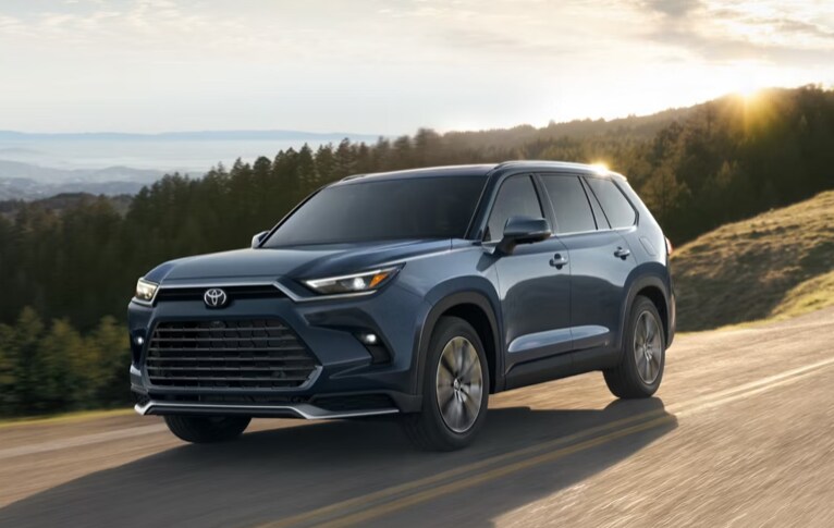 2025%20Toyota%20Grand%20Highlander%20Hybrid%20Exterior.png