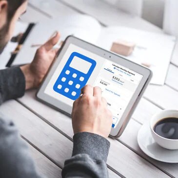 personalize your payments person using a tablet to customize their payments