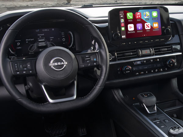 2022 Nissan Pathfinder Interior