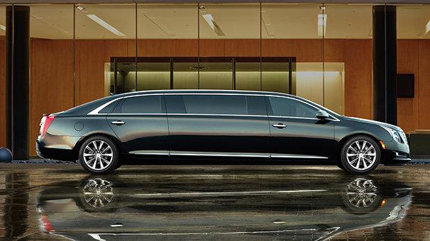 //pictures.dealer.com/l/lockhartcadillacgreenw1287us31south/1373/d172fe7160485f5d35f72200a4e825b3x.jpg