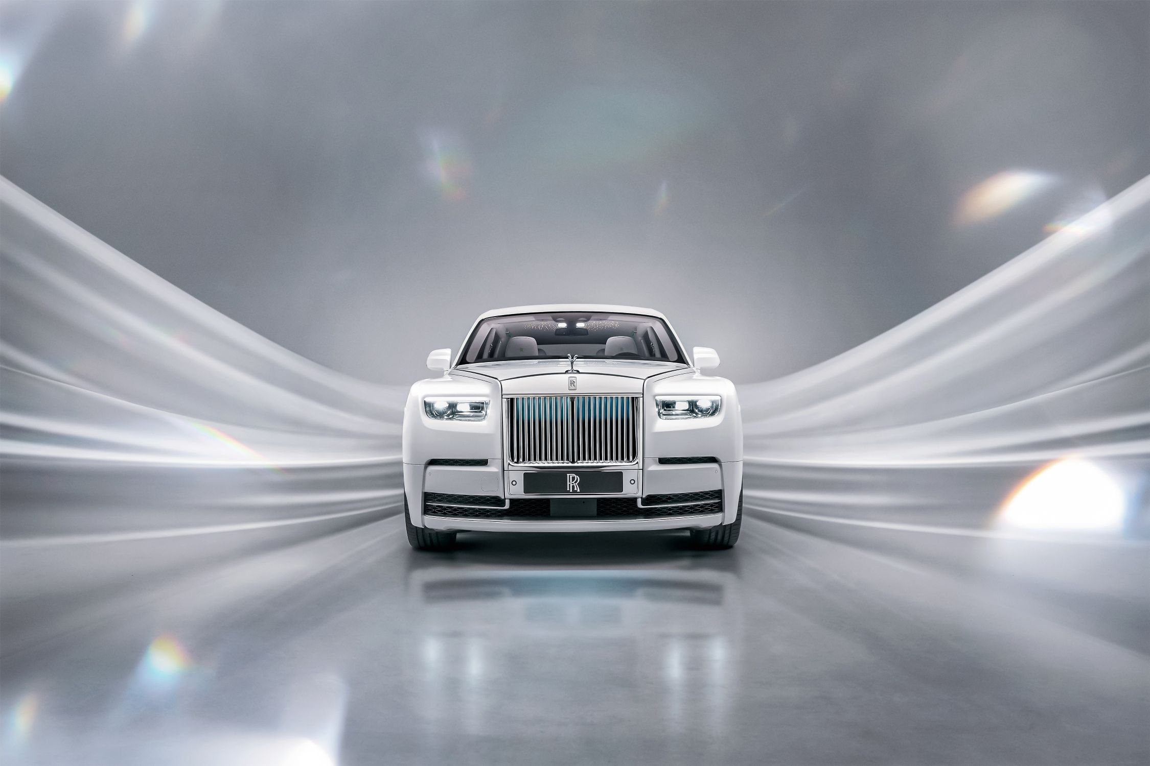 2023-rolls-royce-phantom-series-ii-ewb-and-new-bespoke-masterpiece-revealed-188686_1.jpg