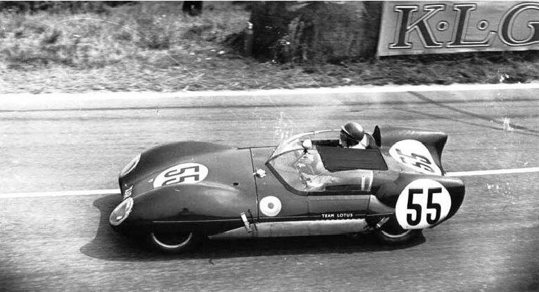 Lotus 11.png