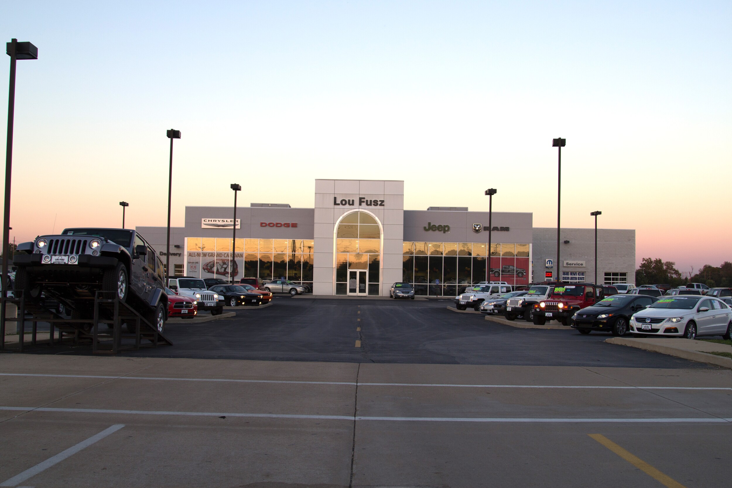 Chrysler jeep dodge dealership locations
