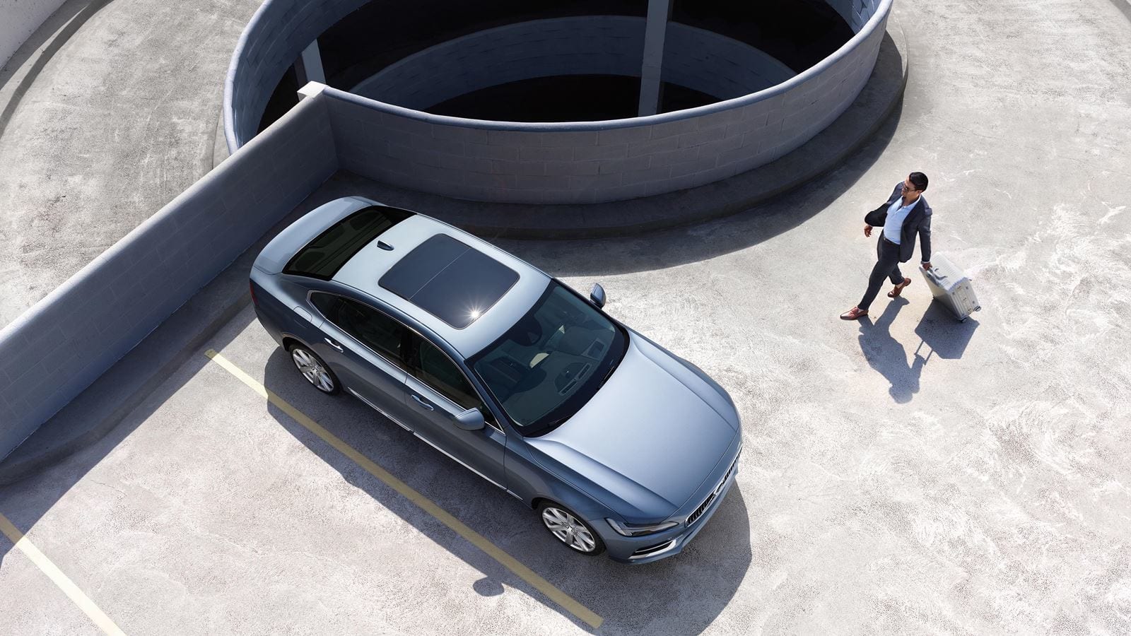 volvo s90 overhead parking lot