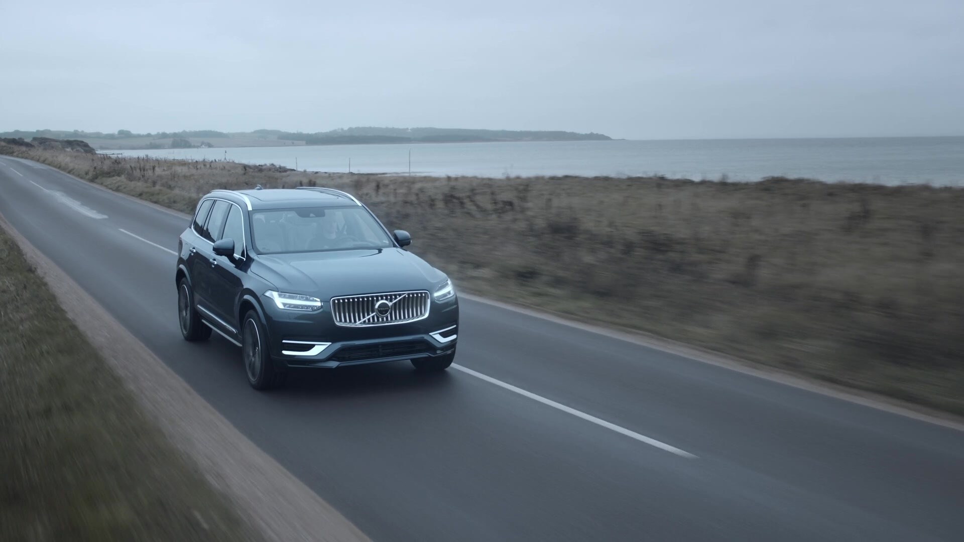294544_XC90_Recharge_T8_AWD_Denim_Blue.jpg