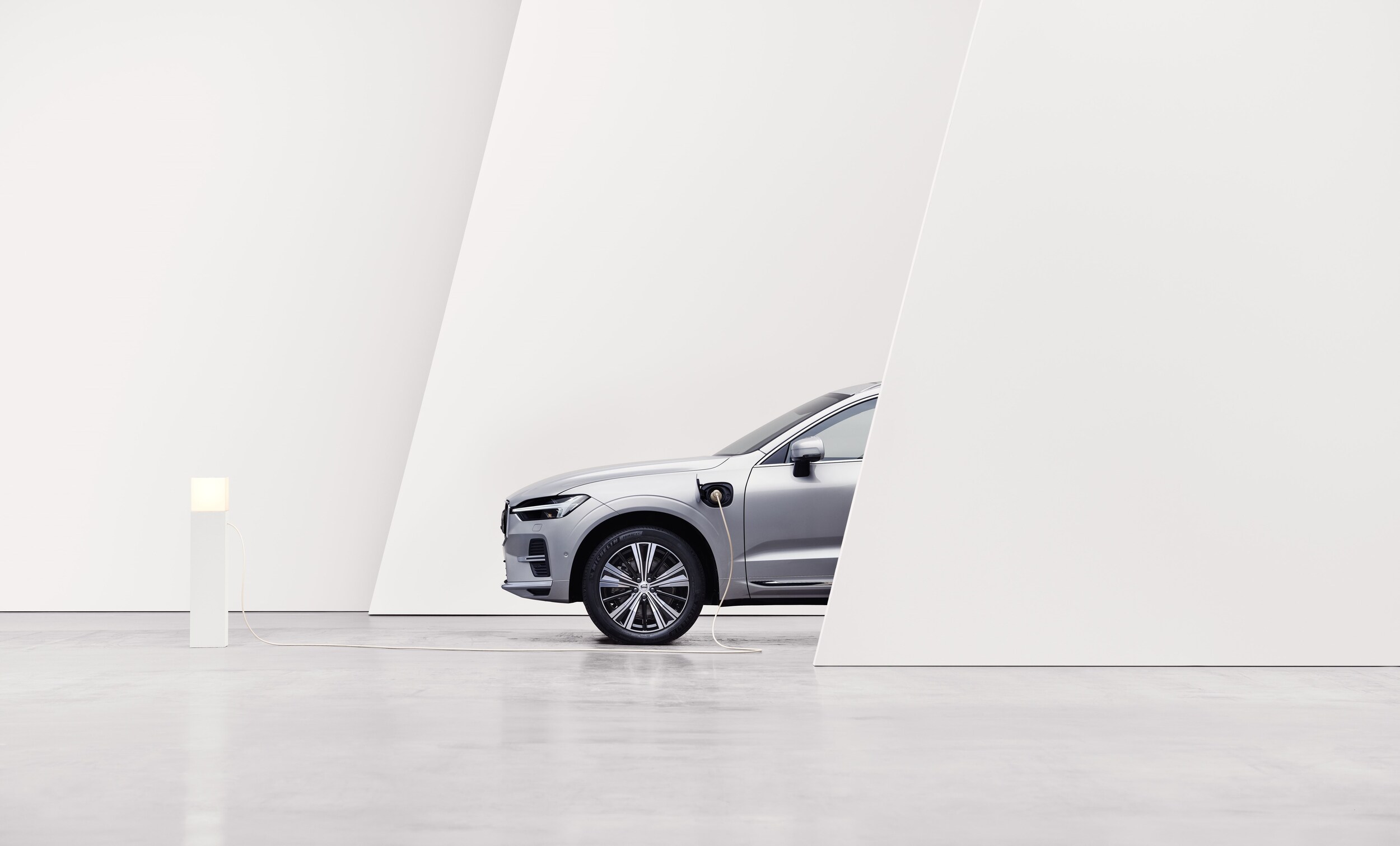 297110_XC60_Model_Year_2022.jpg