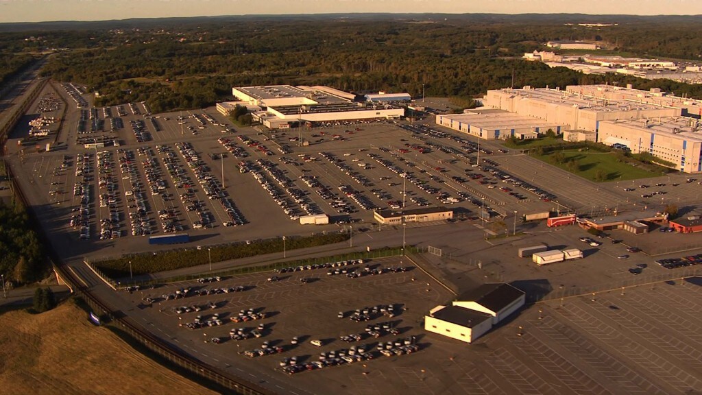 volvo-torslanda-plant-in-gothenburg-sweden_100465149_l.jpg