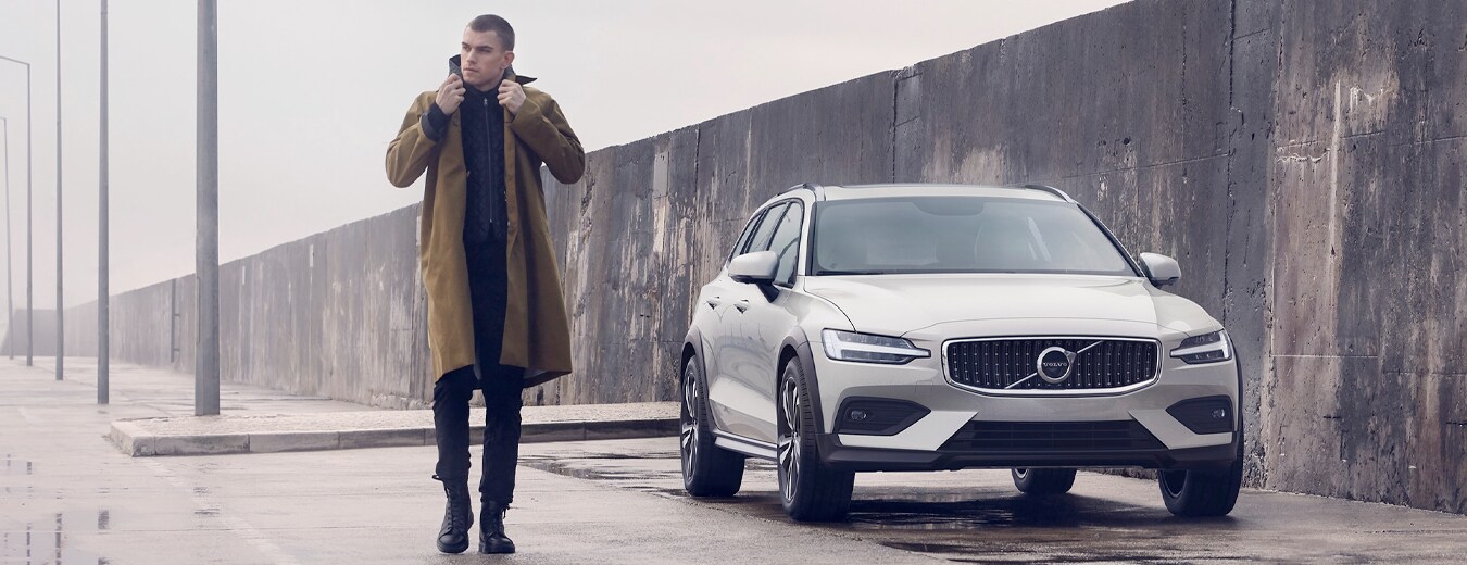 2019 Volvo V60 Cross Country 2019 Volvo V60 Cross Country