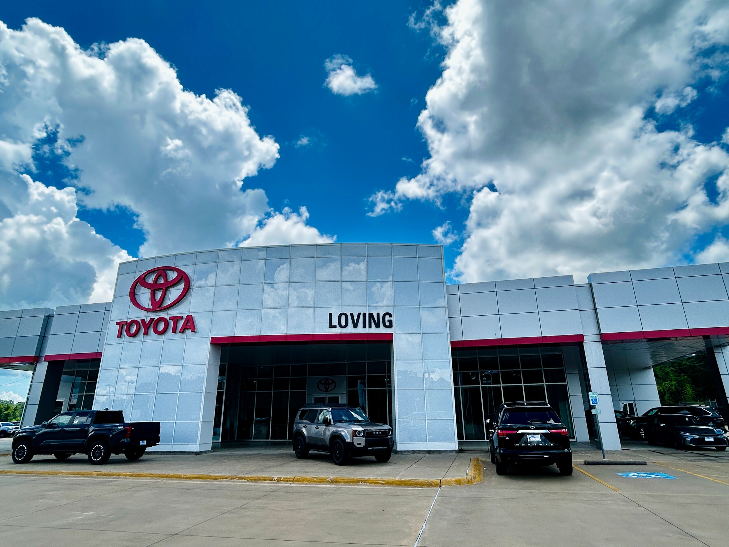 Loving Toyota Storefront in Lufkin TX